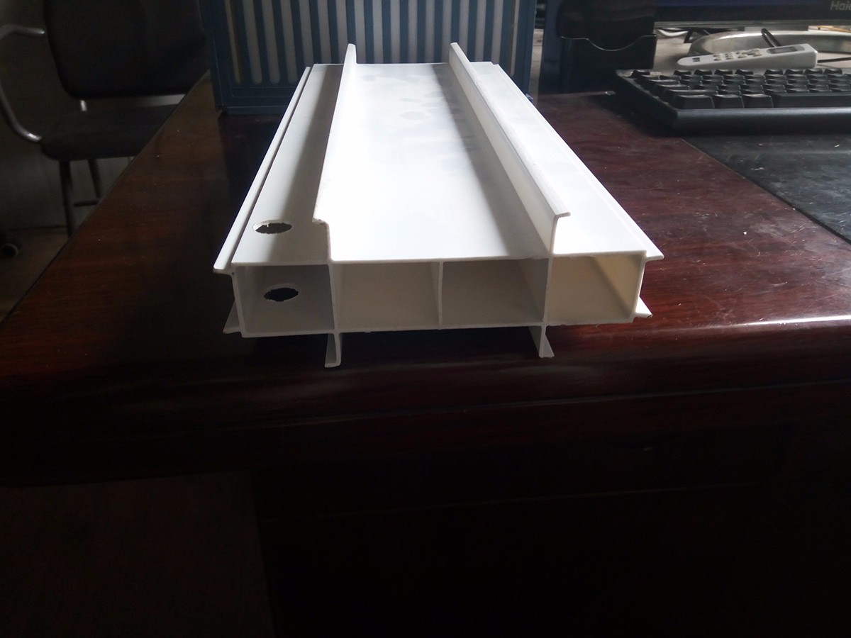 沈阳立面拉缝板 (1)150MM宽拉缝板